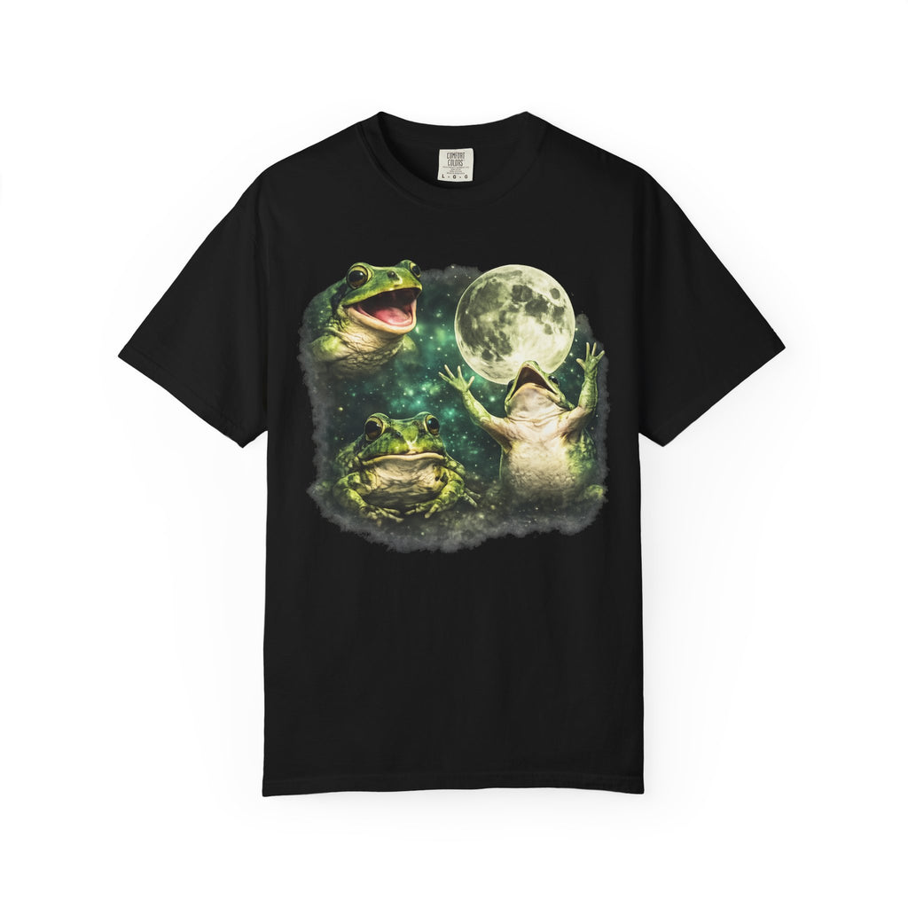 Funny three frogs howling at the moon graphic tee — cosmic parody design on washed vintage black cotton. Oversized fit. Free US & EU shipping.